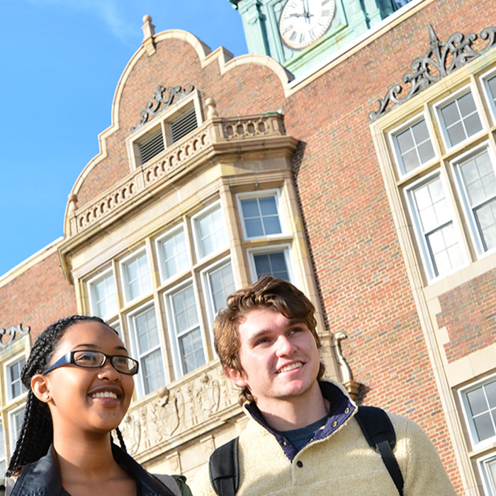Students in front of Stephens Hall