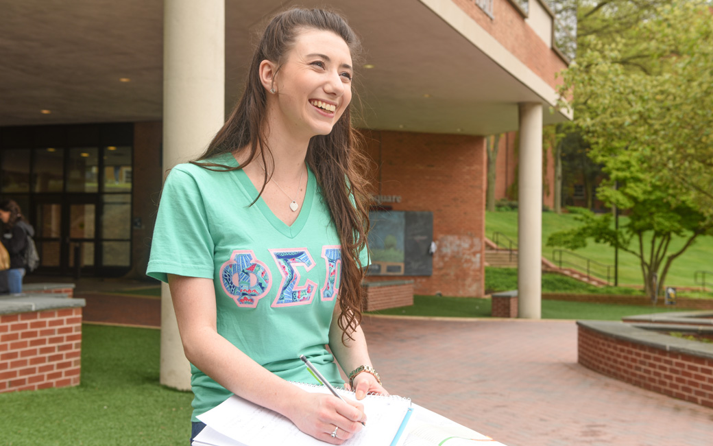 Carna Hogan studies on campus Carna Hogan studies on campus