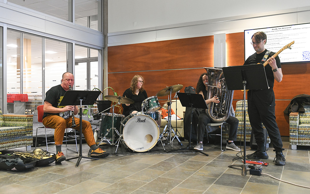 Noon Jazz Noon Jazz