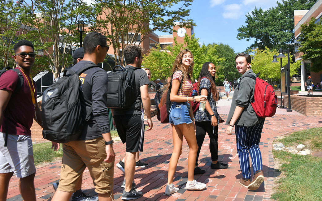 Group of Honors students walking on campus