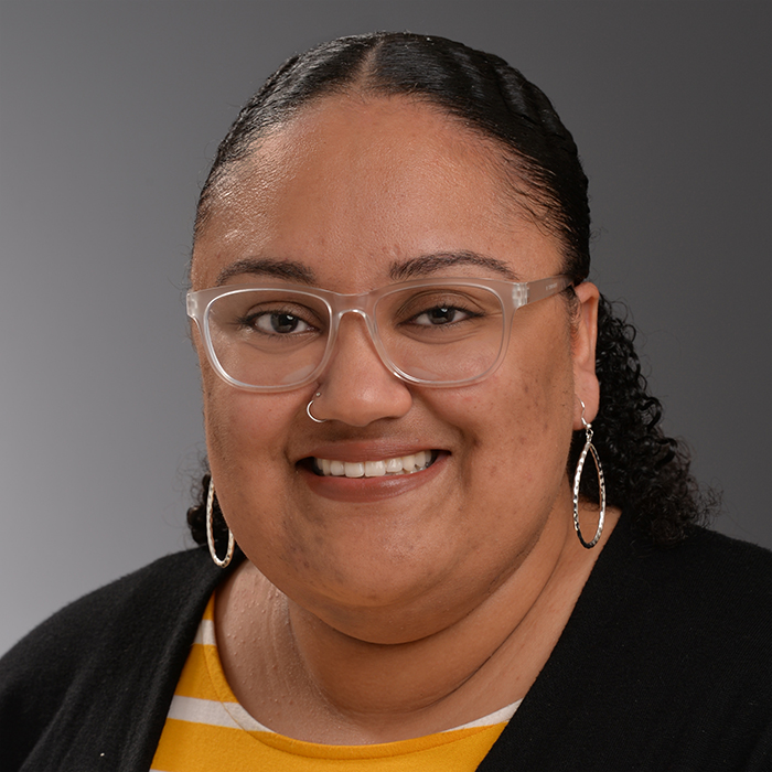 Headshot of Gail DeShields
