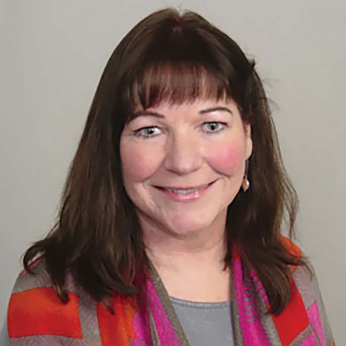 Head shot of Amanda Zinn