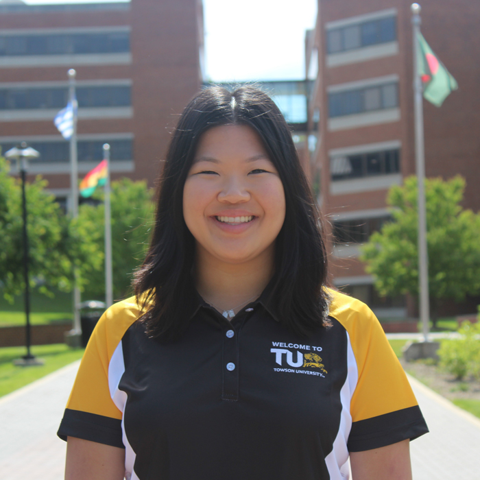 Kate on TUs campus