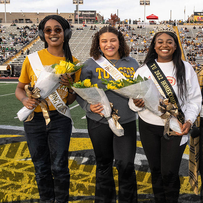 Students at the homecoming crowning event