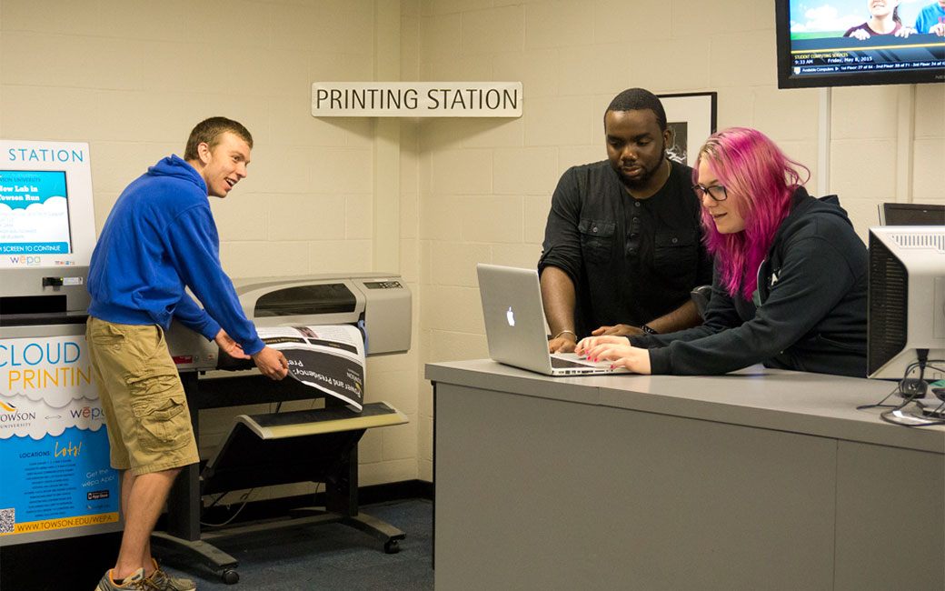 Poster printing plus laptop consultation at Service Desk